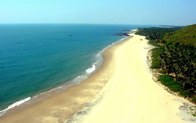 Bhogave Beach, Sindhudurg, Maharashtra - Vushii.com